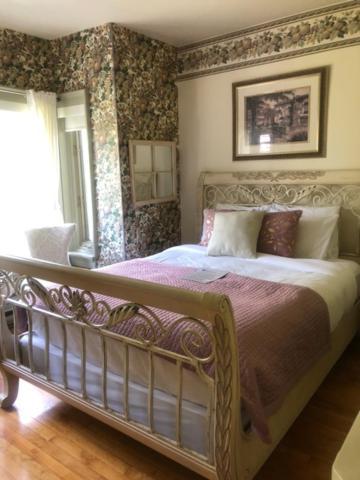 Hotel La Belle Victorienne Et Spa